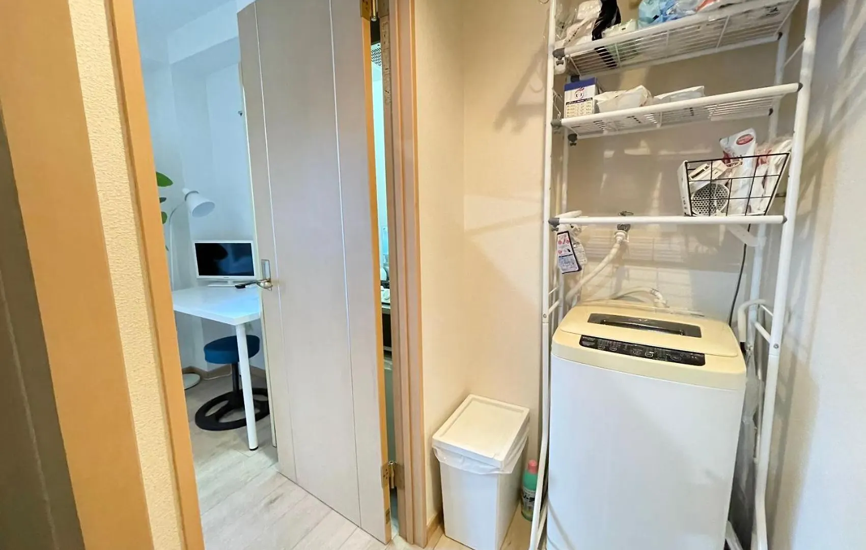 Comma House Takadanobaba 202 Apartment Tokyo