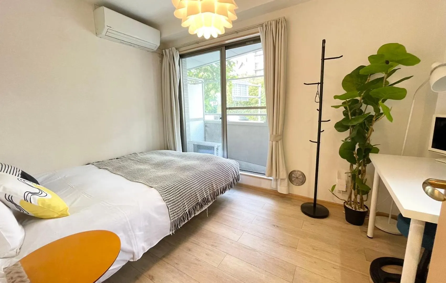 Comma House Takadanobaba 202 Apartment Tokyo